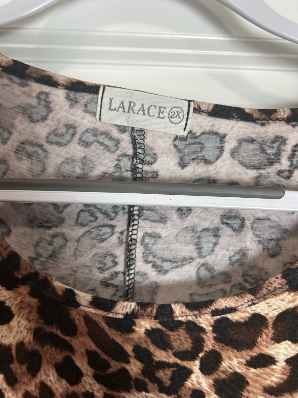 Larace Leopard Print Short Sleeve Tunic Top - Brown Animal Print - Picture 4 of 4